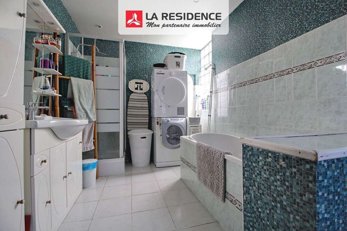 Maison 102 m² à Saint-Etienne-Du-Rouvray  - photo 7