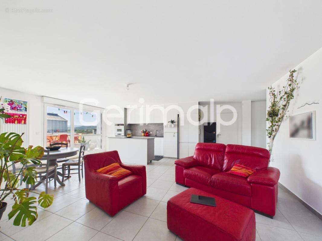 Appartement à CRAN-GEVRIER