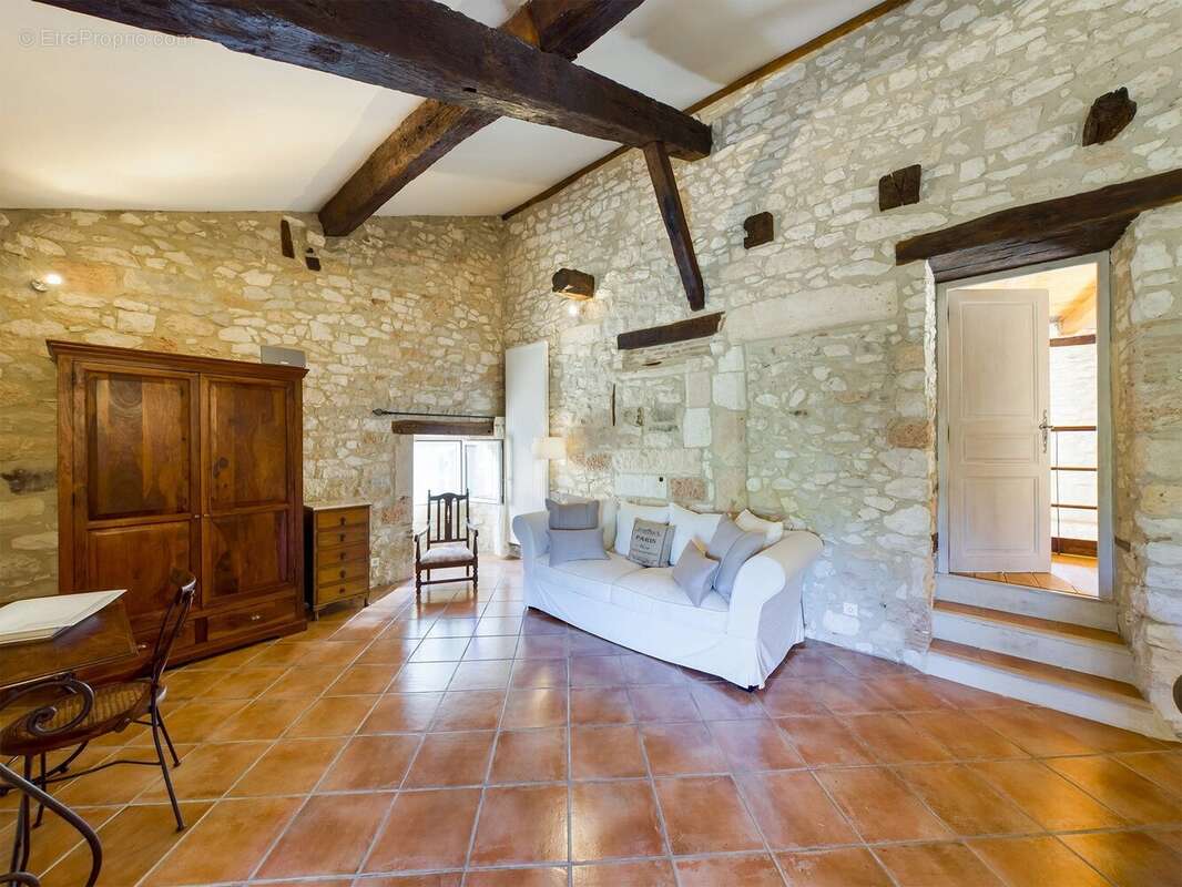 Une combinaison parfaite de luxe et de tradition dans la campagne française. - photo 9
