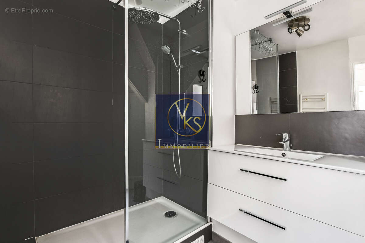 Appartement à PARIS-9E