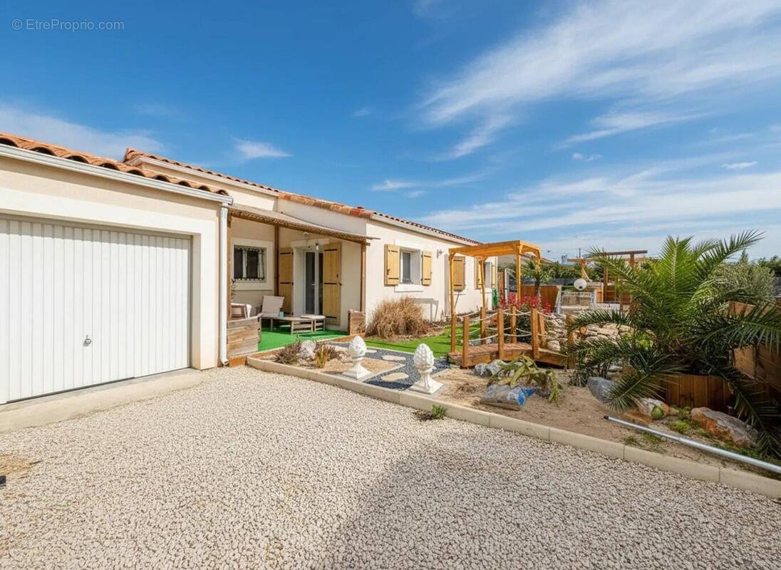 Photo 1 - Maison à LEZIGNAN-CORBIERES