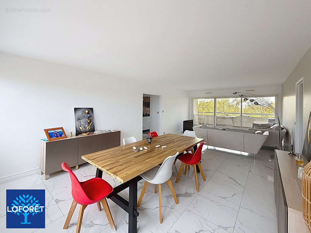 Appartement à ELANCOURT