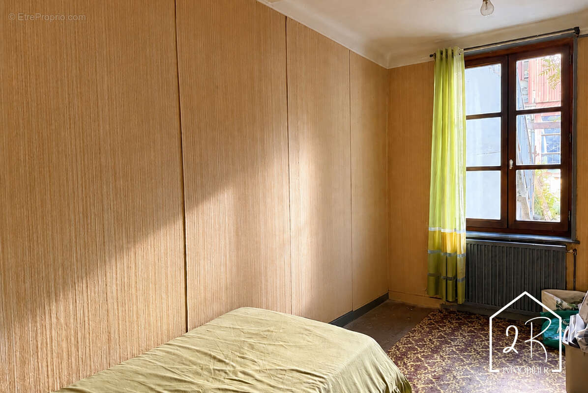 Immeuble de rapport de 180 m2 exploitables - photo 8