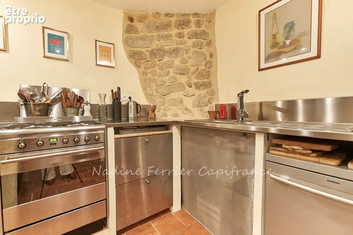 Jouques (13) – grande maison de village rénovée – 215 m² – 4 chambres – terrasse panoramique - photo 31
