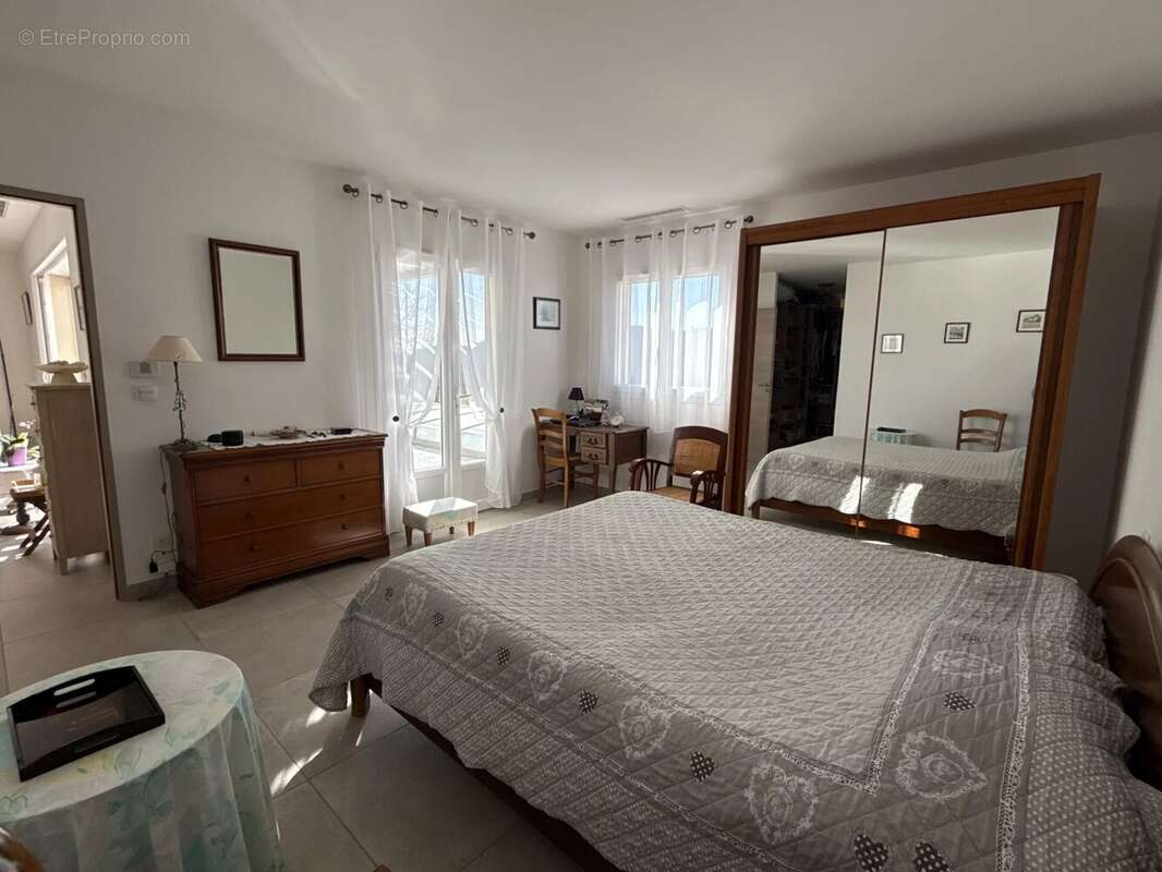 Maison à FORCALQUEIRET