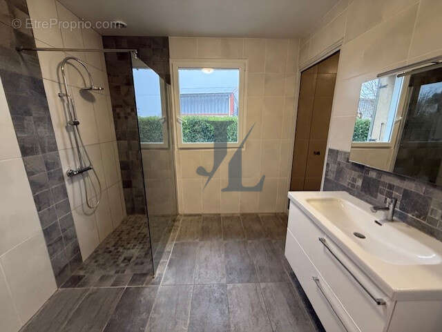 Maison à PORTES-LES-VALENCE