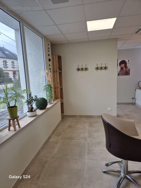 Commerce à NERONDES