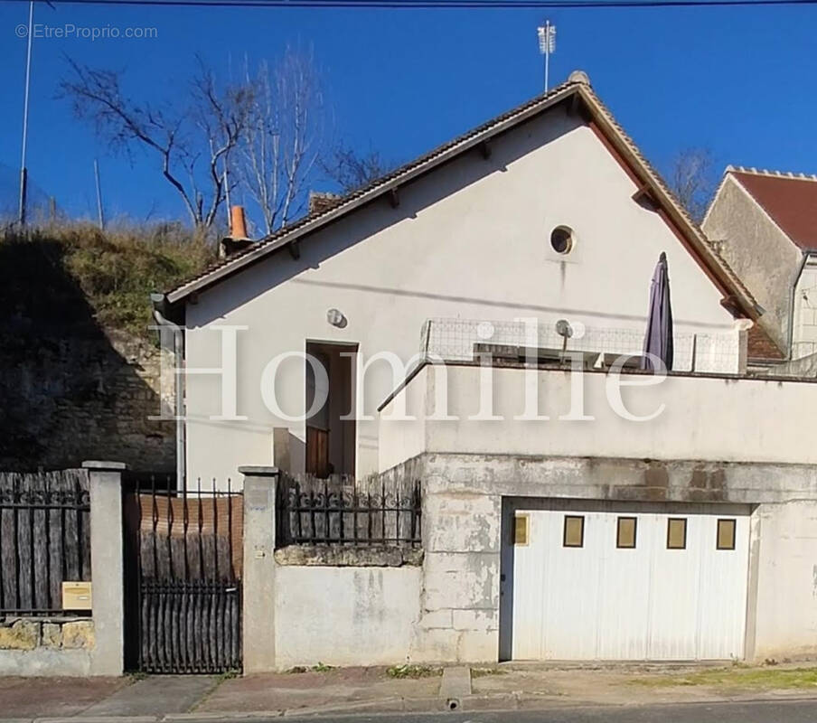 Maison à CHISSAY-EN-TOURAINE