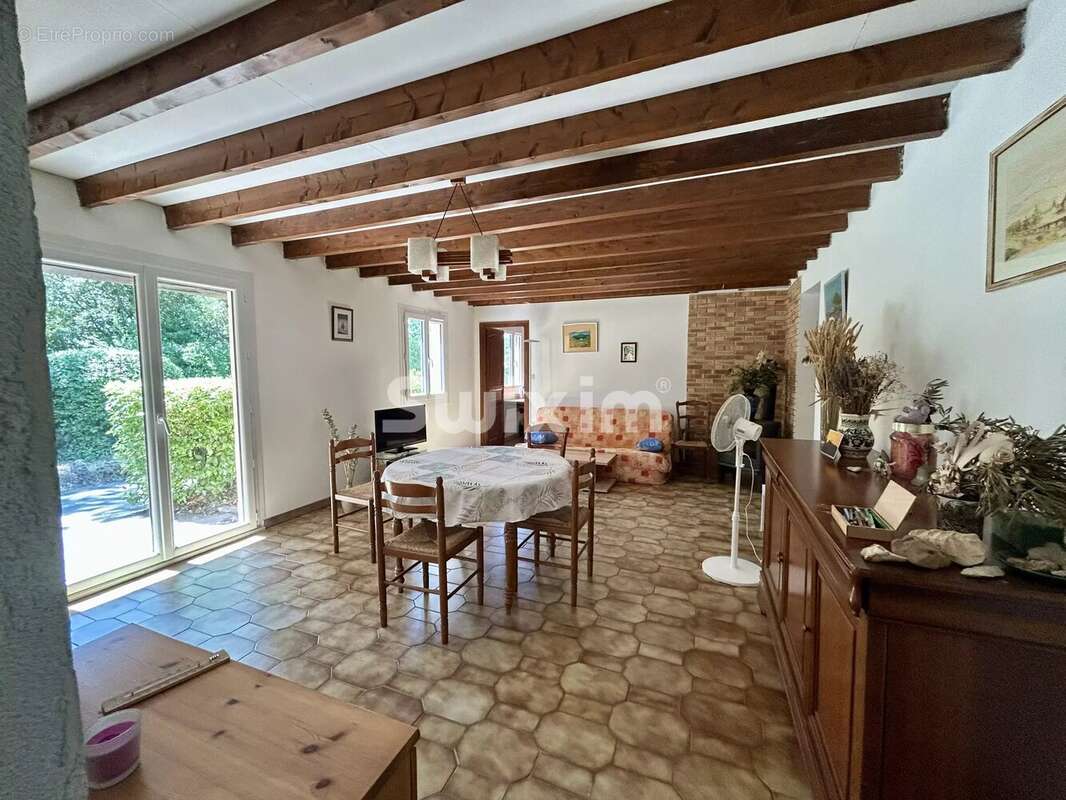 Maison à LORGUES