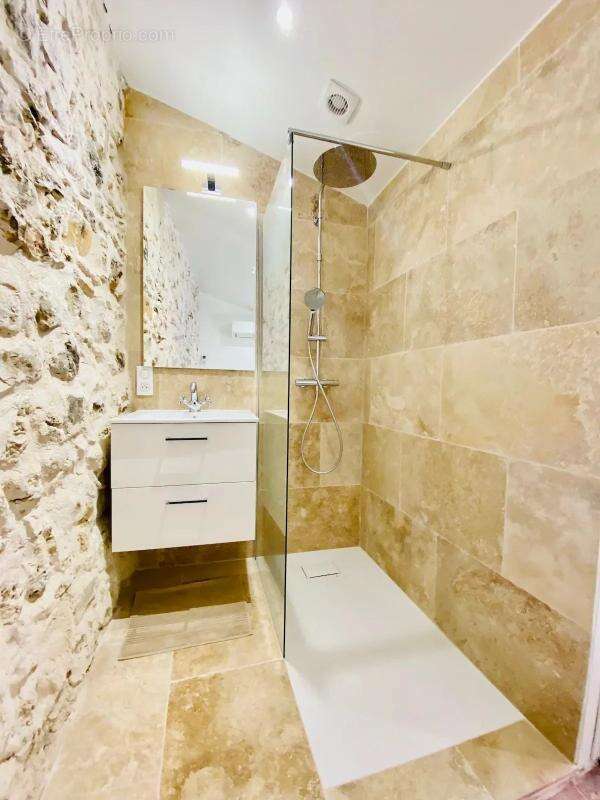 Appartement à VALBONNE