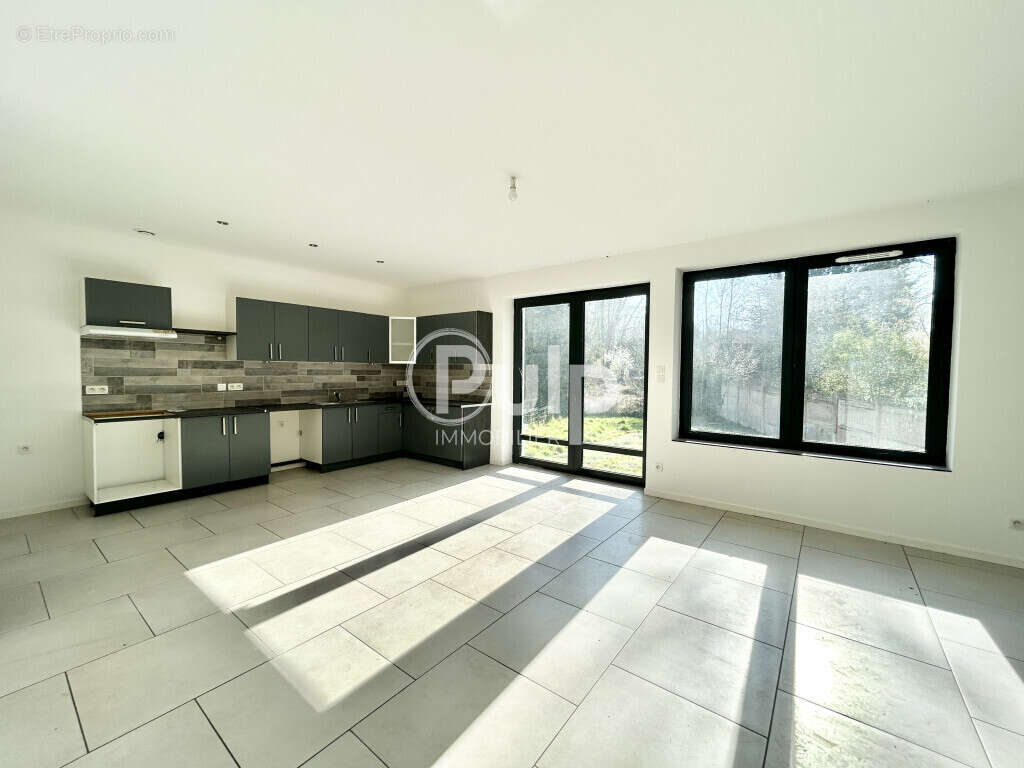 Appartement à MAZINGARBE