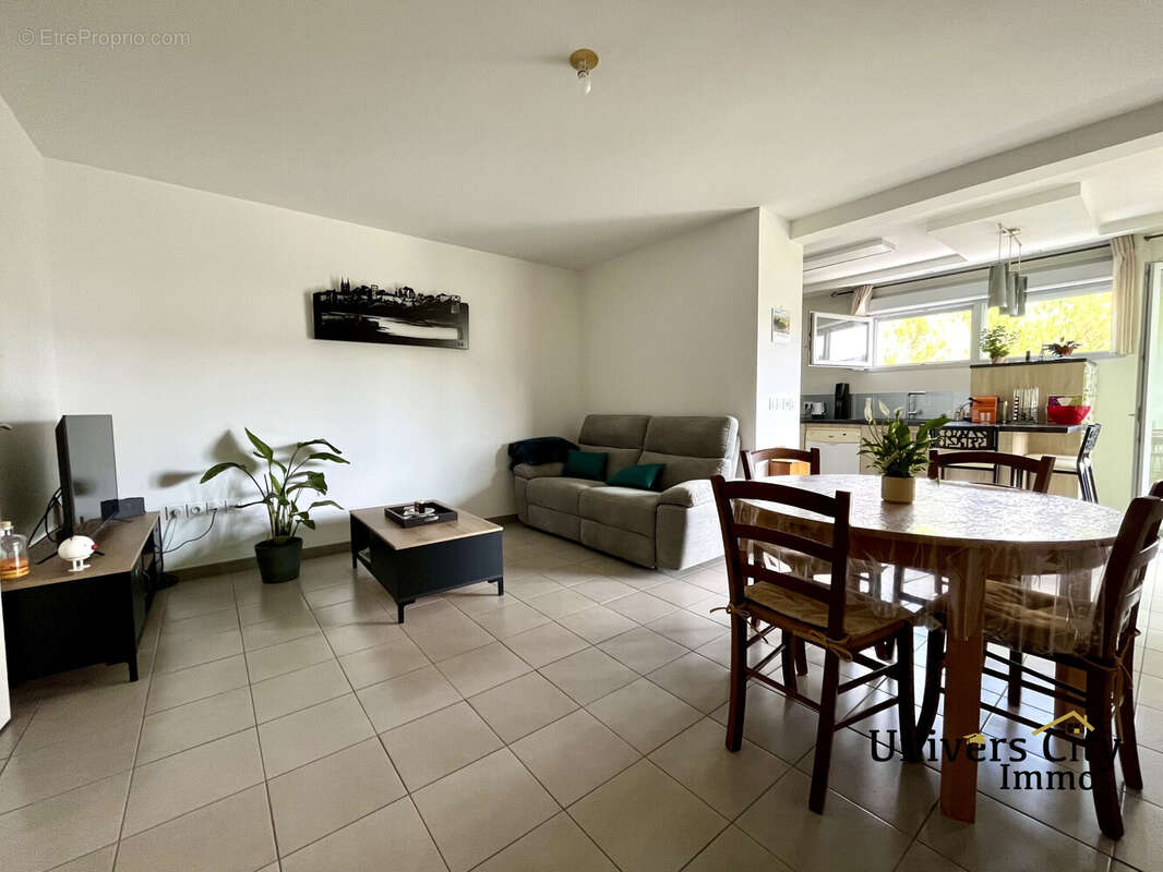 Appartement 65 m² à Angers  - photo 3
