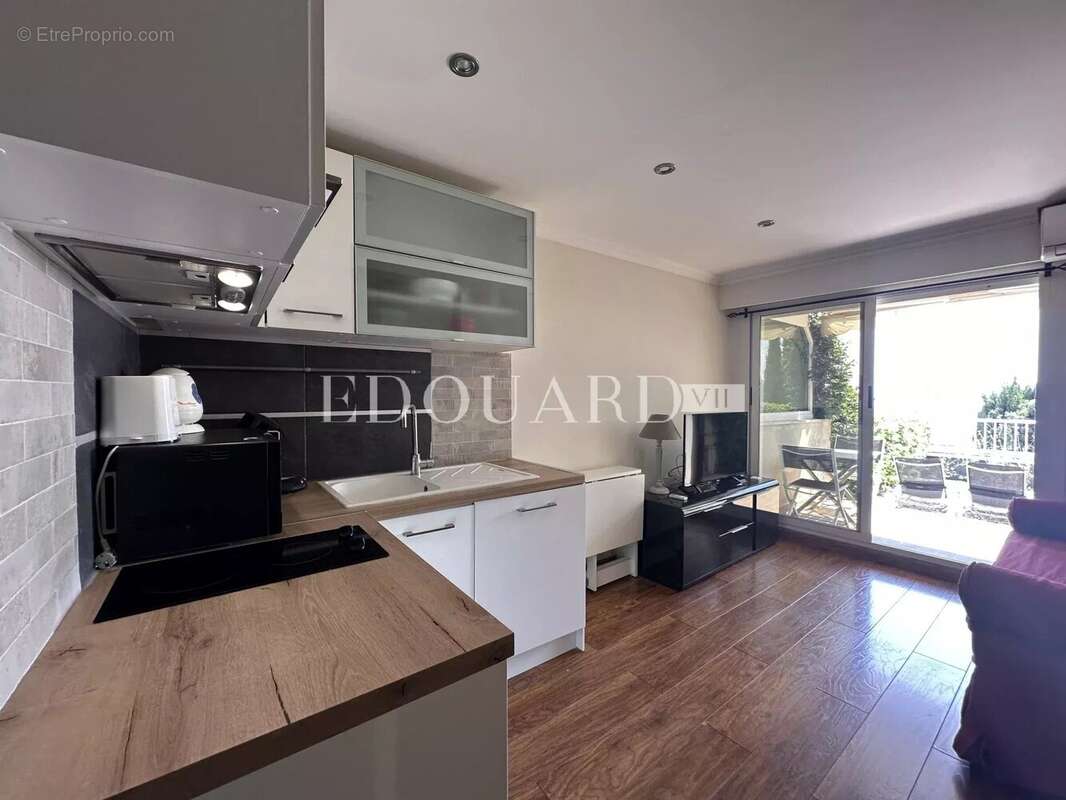 Appartement à ROQUEBRUNE-CAP-MARTIN