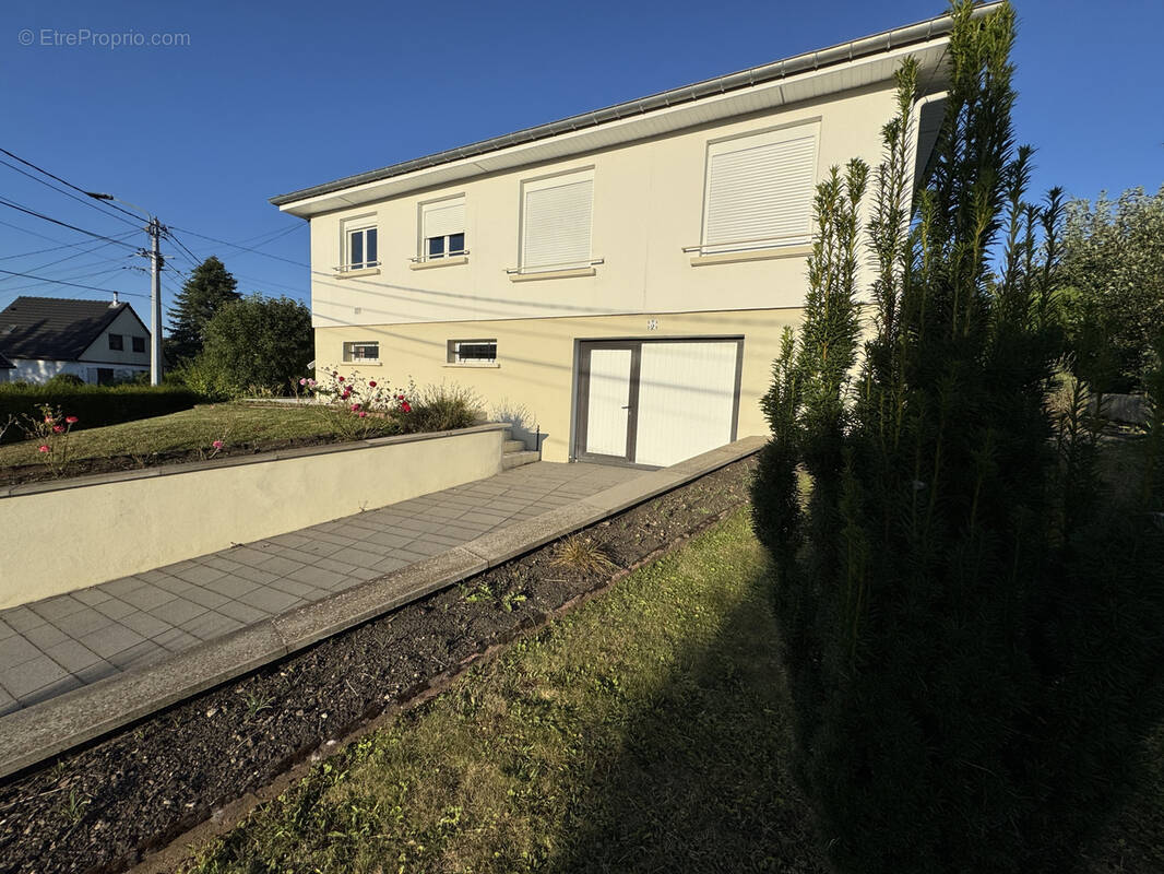 Maison à LONGUYON