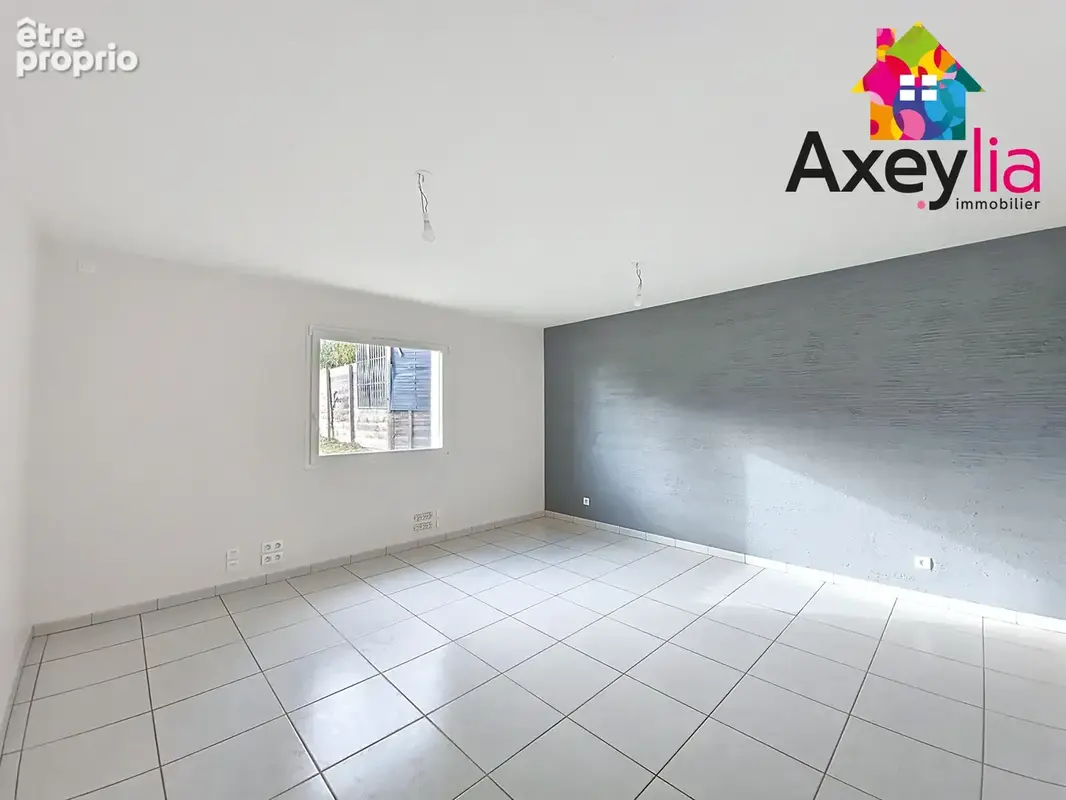 À vendre - briennon - local professionnel avec bureaux et entrepôt - photo 6