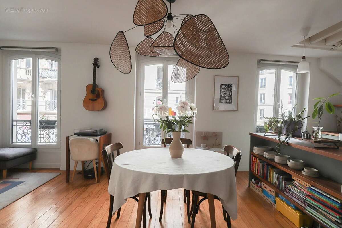 Appartement à PARIS-18E