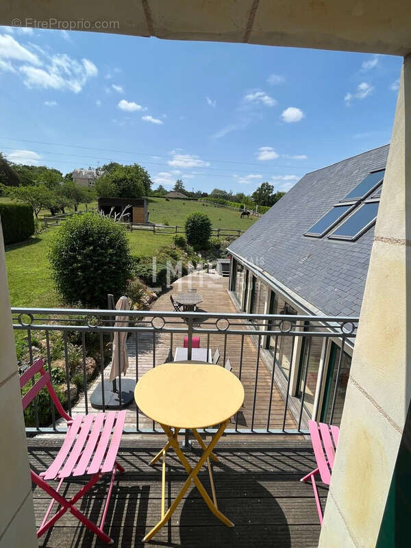 Maison à LA CHARTRE-SUR-LE-LOIR