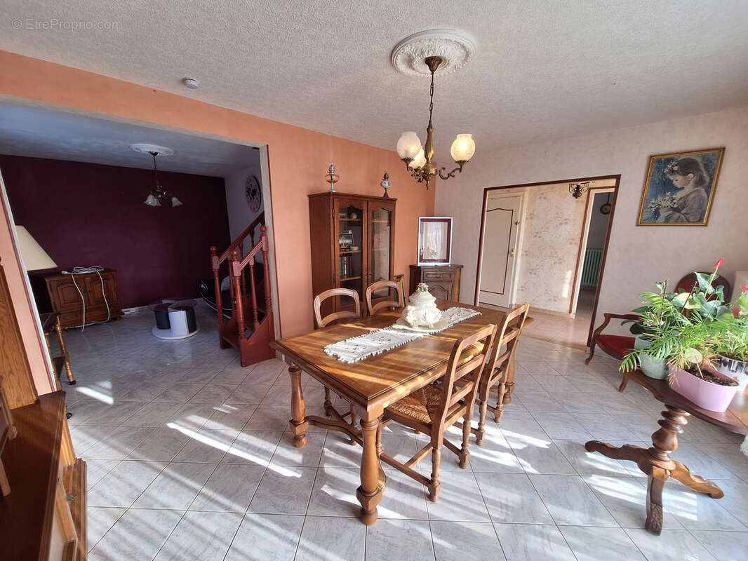 Maison à SOUZAY-CHAMPIGNY