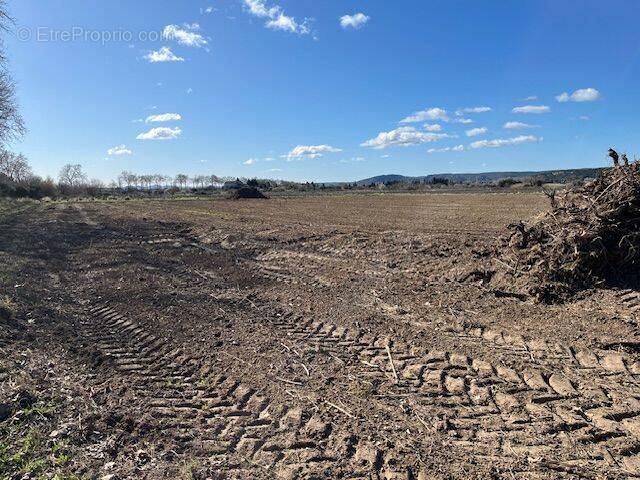 Terrain à CASTILLON-DU-GARD