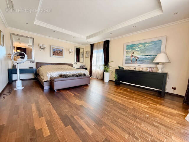 Appartement à SAINT-GENIS-POUILLY