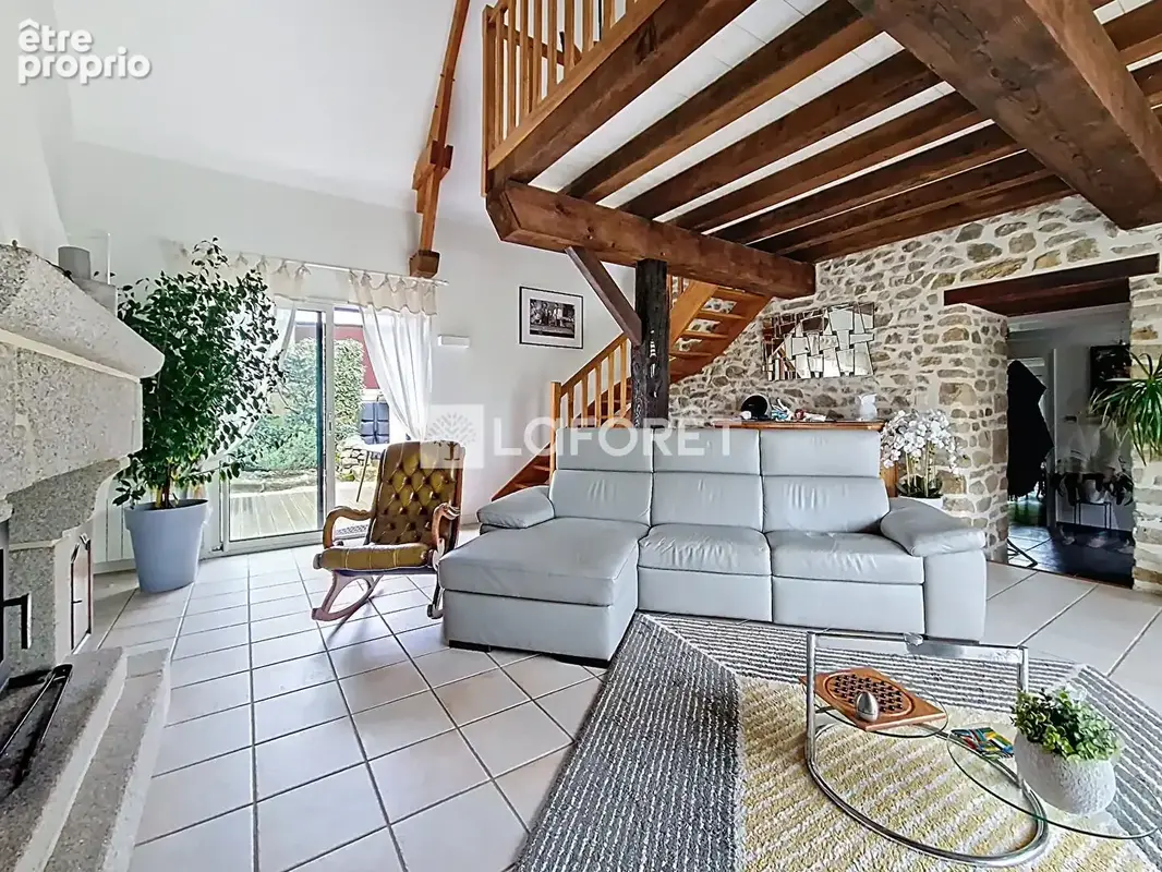 Maison en pierre. Coup de coeur à Marzan - photo 5