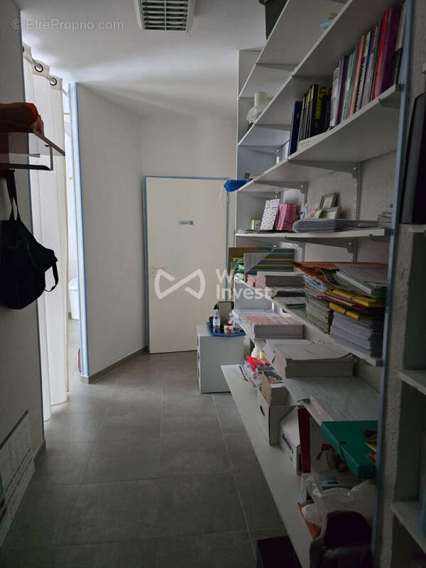 Commerce 62 m² à Narbonne  - photo 4