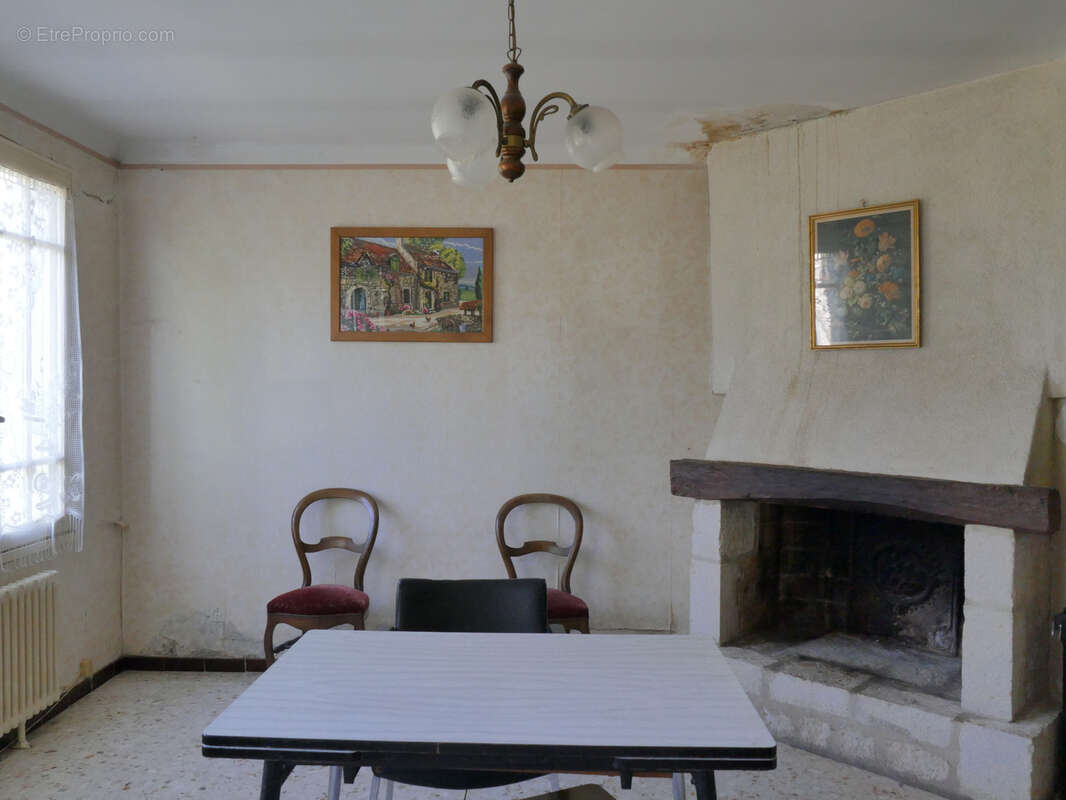 Maison à BAGAT-EN-QUERCY