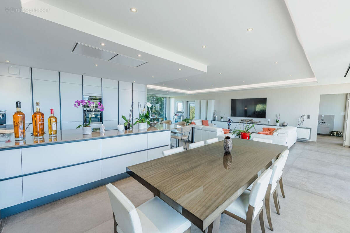 Nouveauté, villa avec superbe vue mer proche centre ville - photo 7