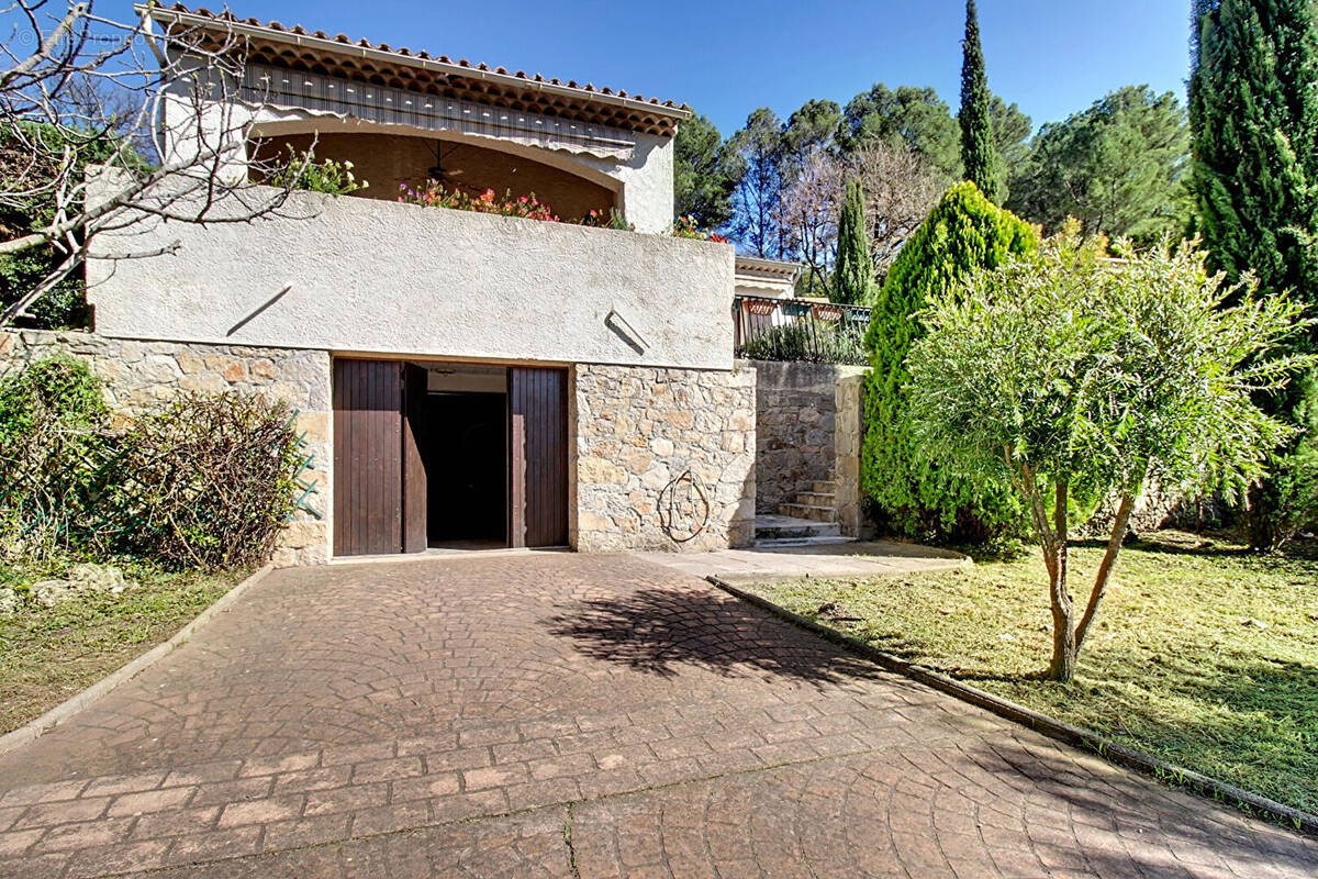 Maison à DRAGUIGNAN