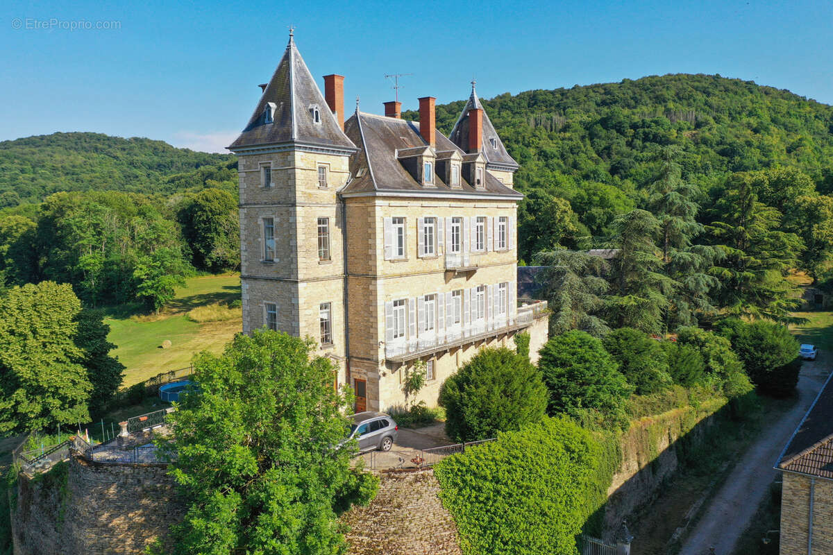 Maison à CREMIEU