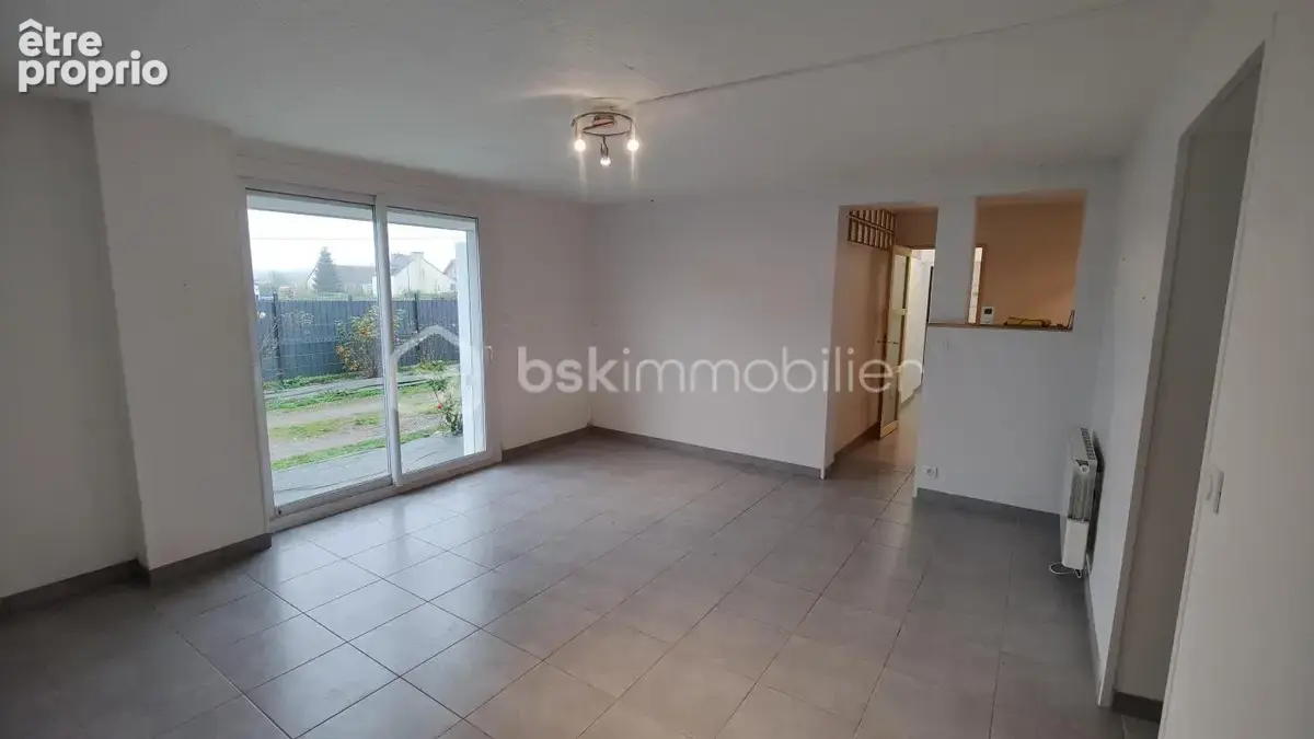 Radenac immeuble pour investisseur divisé en deux logements et un local professionnel - photo 15