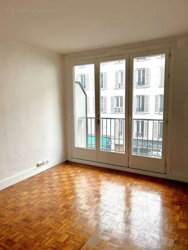 Appartement à LEVALLOIS-PERRET