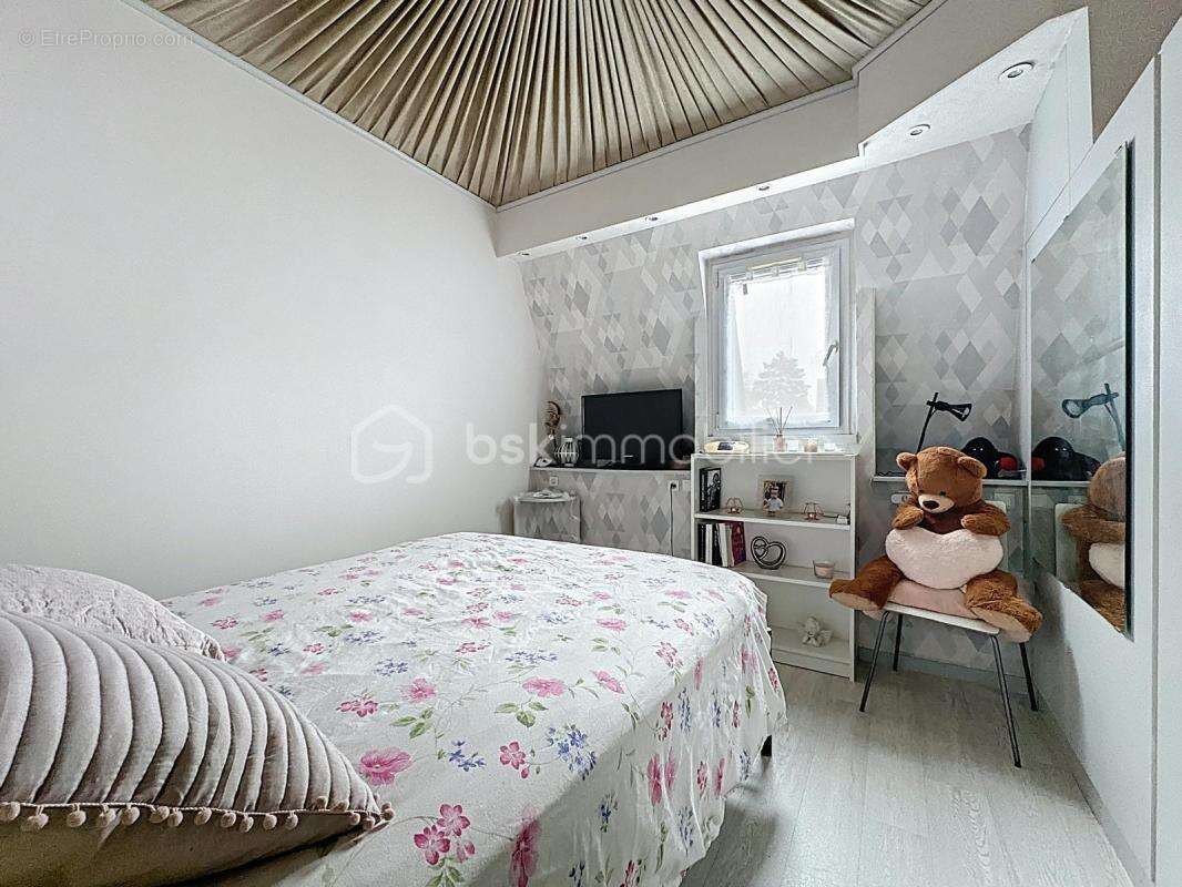 Maison à COURCOURONNES