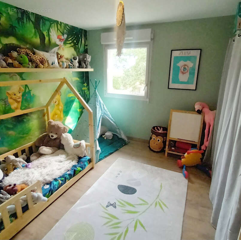 Appartement à SAINTE-CONSORCE