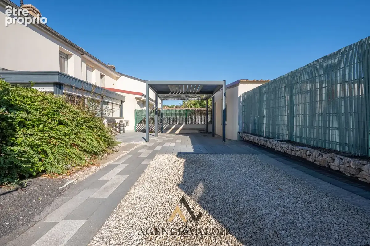 À vendre   Guénange   Maison au calme avec véranda, garage et jardin - photo 2