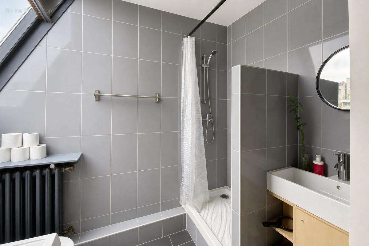 Deux pièces sous les toits - photo 12
