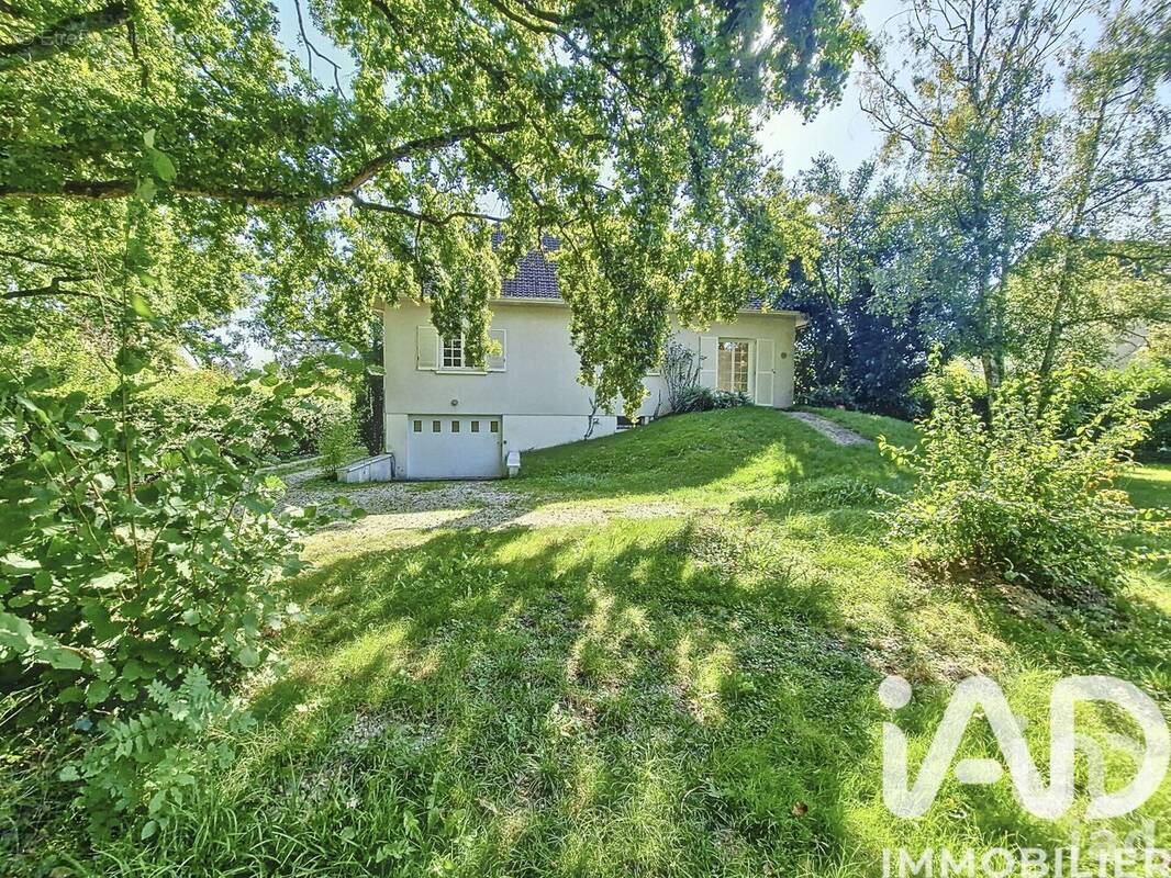 Photo 1 - Maison à SAINT-FARGEAU-PONTHIERRY