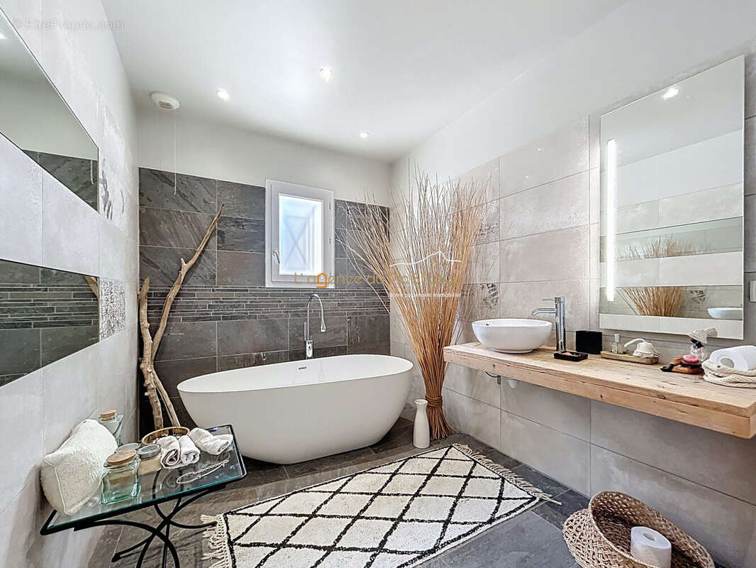 Maison à SAINT-GELY-DU-FESC