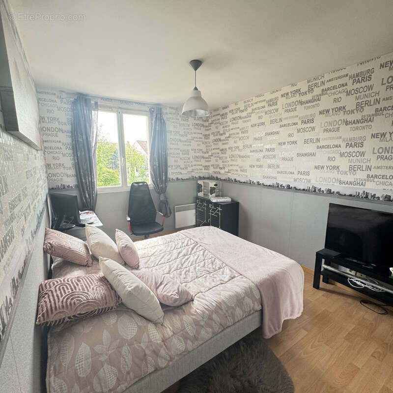 Maison à MONTIGNY-LES-CORMEILLES