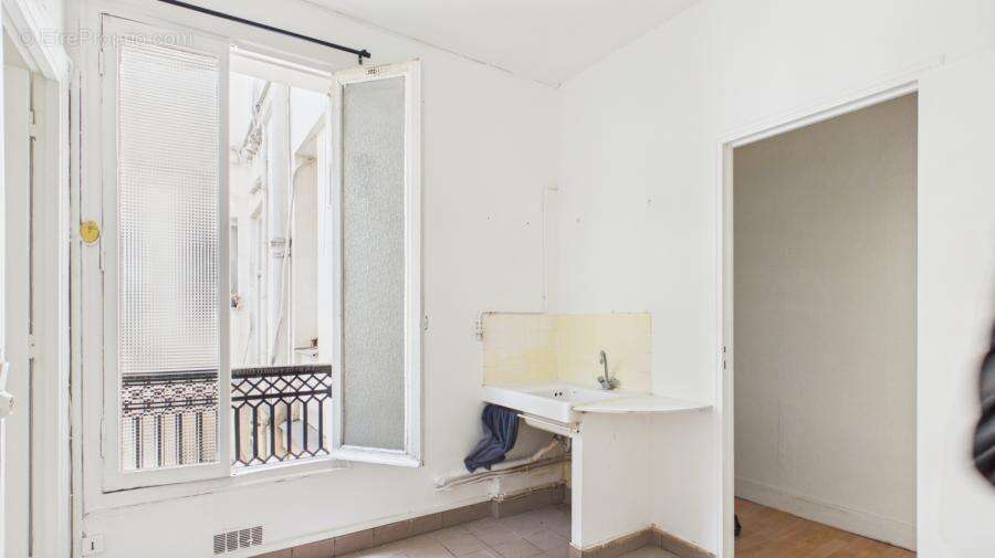 Appartement à PARIS-11E