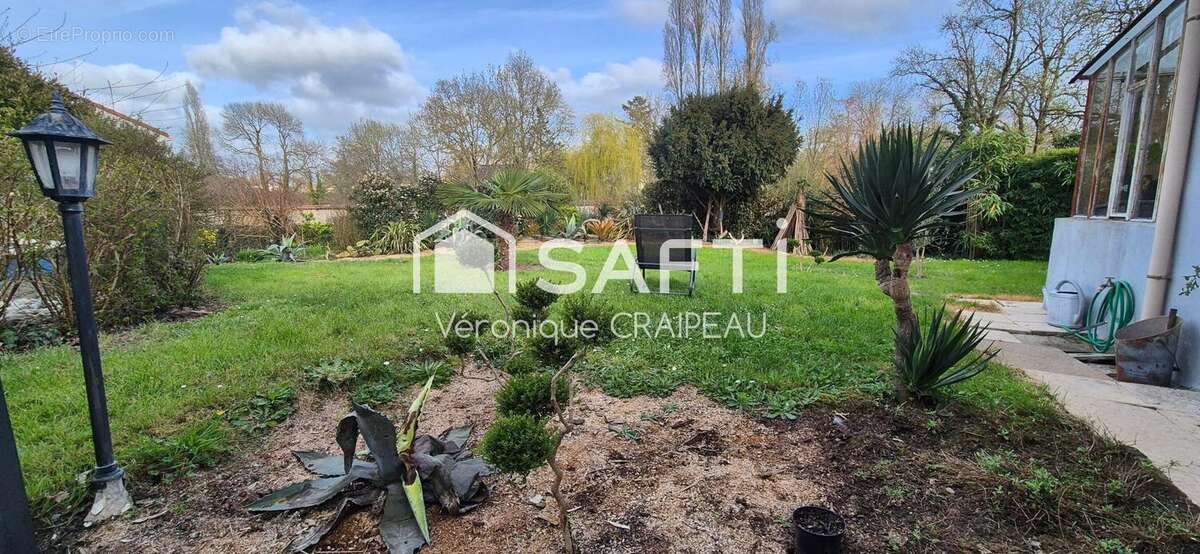 Photo 5 - Maison à LA CHAIZE-LE-VICOMTE