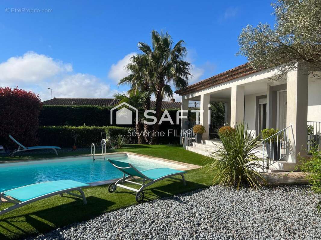 Photo 2 - Maison à LE MUY