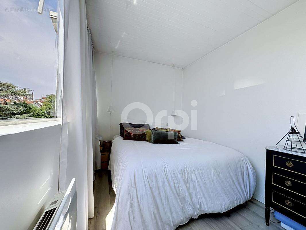 Appartement à NOGENT-SUR-MARNE