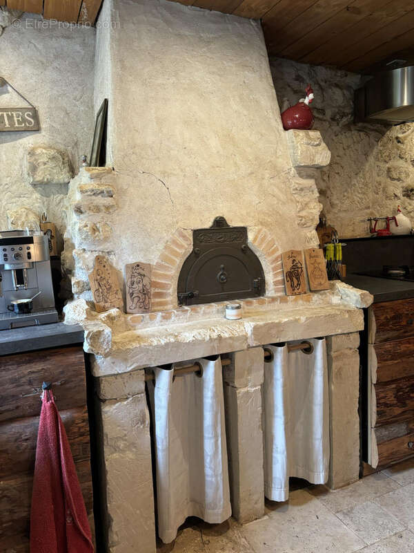 Maison à NOUANS-LES-FONTAINES