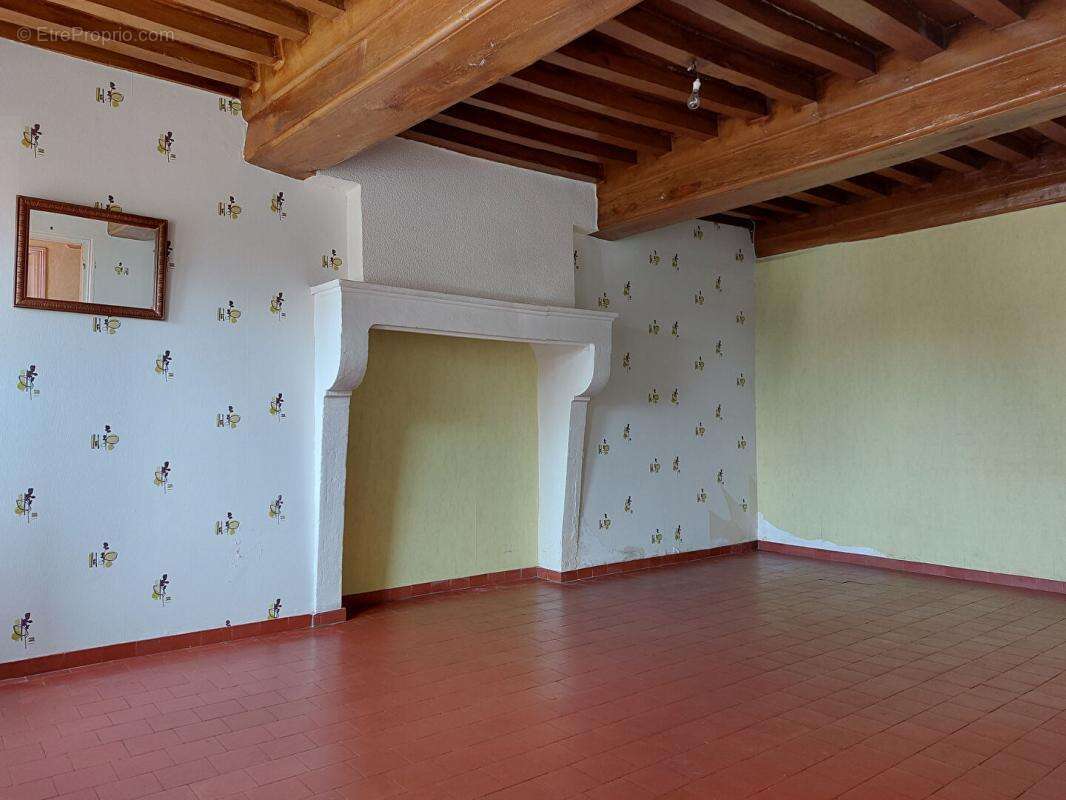 Maison à MARLY-SUR-ARROUX