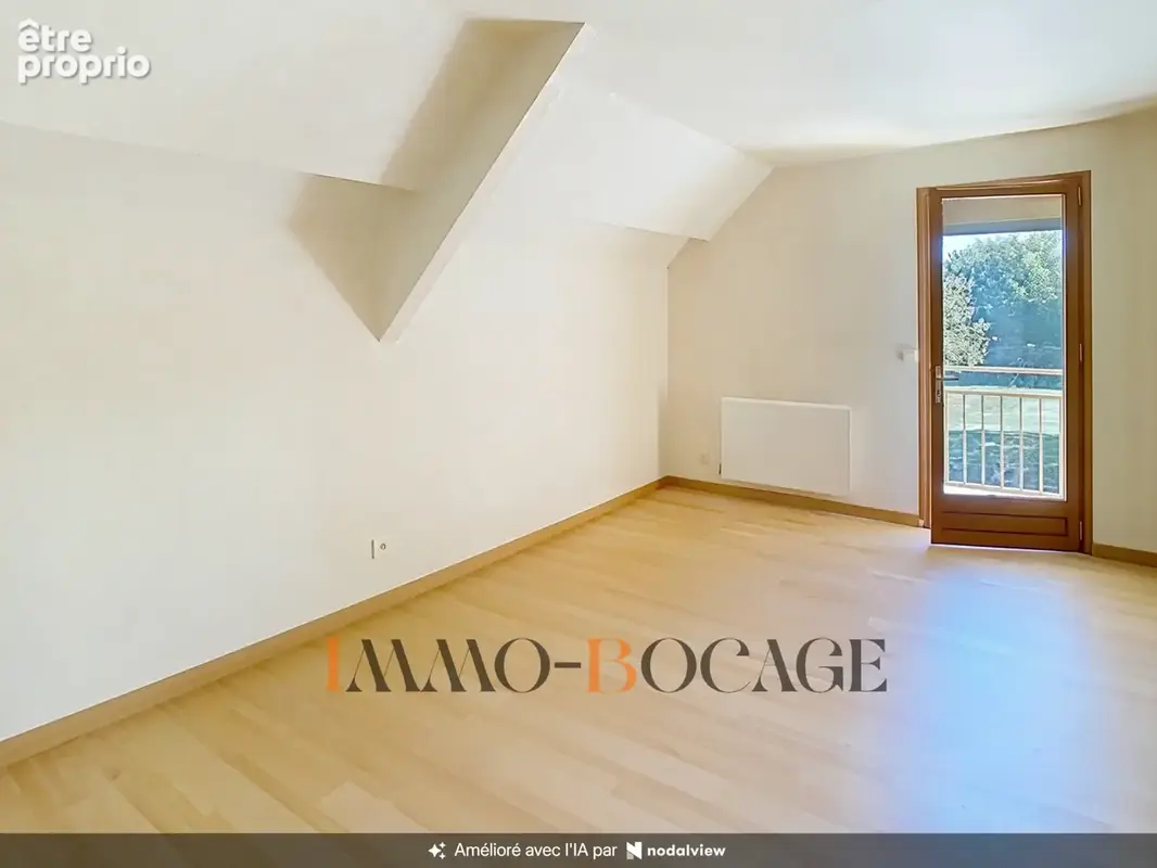 Vastes maison et dépendance sur 9000 m2 de terrain ! - photo 11