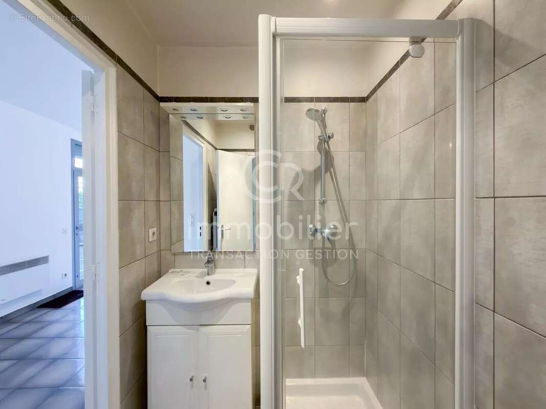 Appartement à LE CANNET