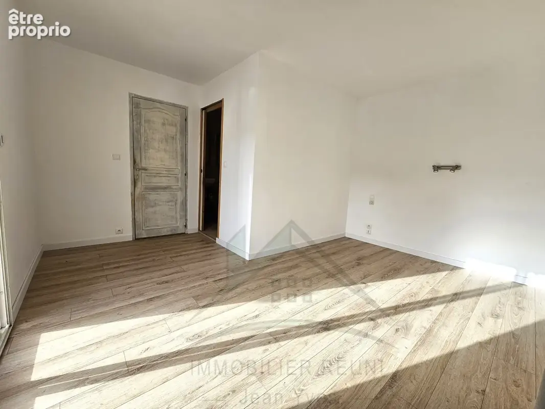 Bienvenue à Saint-Mitre-les-Remparts ! 4 chambres   Piscine - photo 13