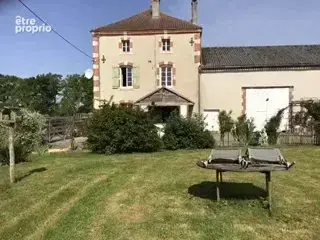 Photo Maison à Saint-Sornin-La-Marche au prix de 367 500€