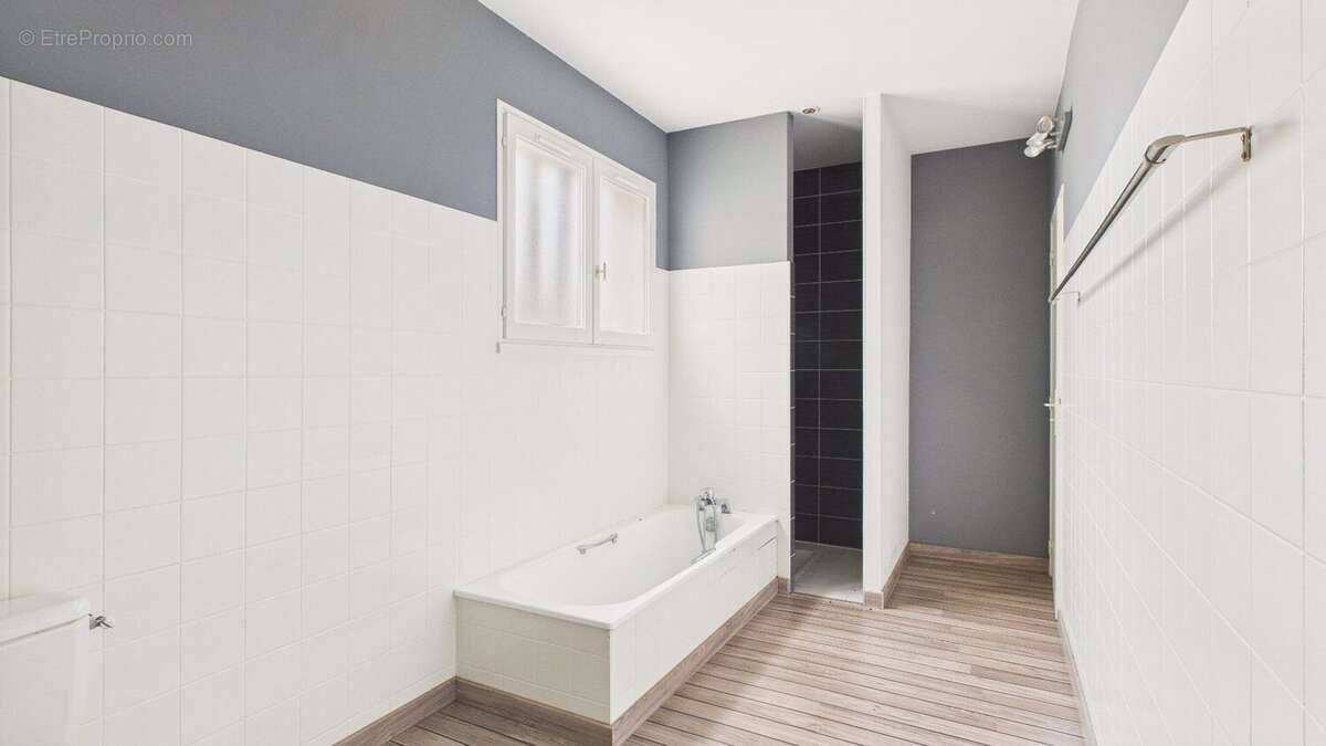 Maison de plain-pied 180m² - Piscine - Saint Paul lès Dax - photo 13